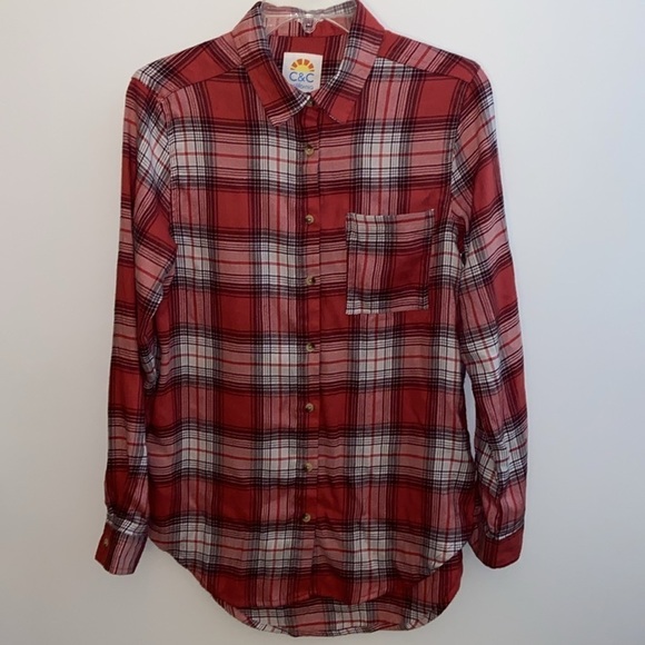 C & C California Kyle Plaid Button Down Rayon Blouse in size m, EUC - Picture 2 of 7